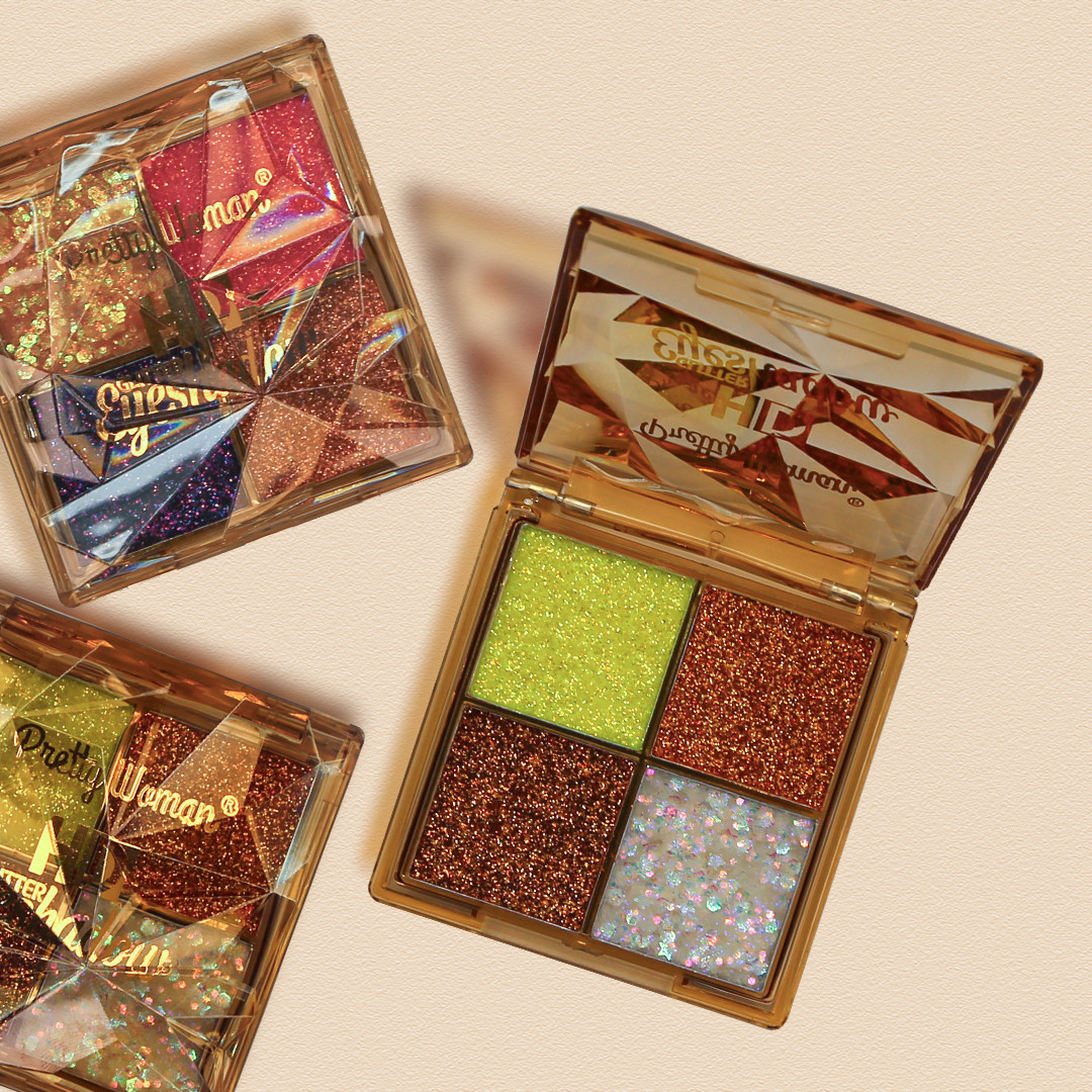 Santa’s Surprises – Pretty Woman